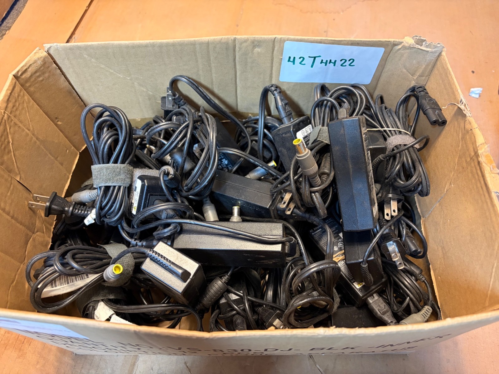 Lot OF 23 OEM Genuine Lenovo AC Power Adapter 65W 20V 3.25A