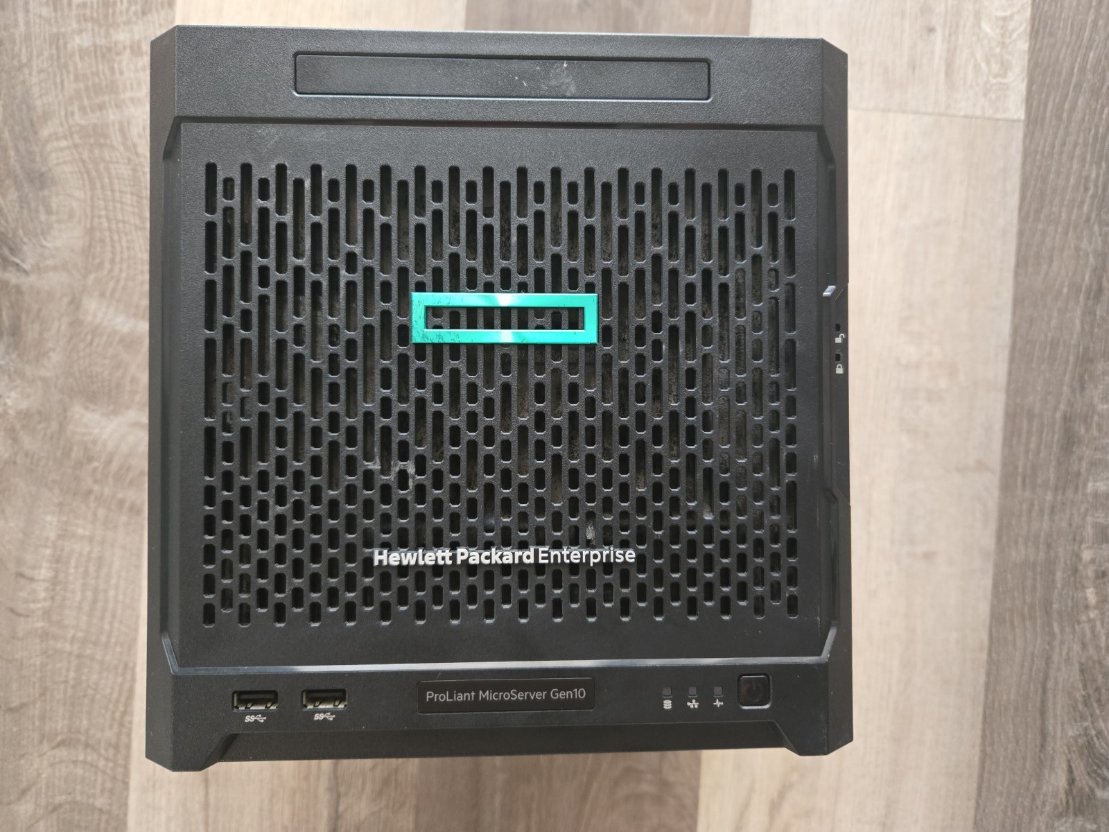 HPE ProLiant MicroServer Gen10 Opteron X3421 32GB DDR4 Intel X550 10GbE No HDD