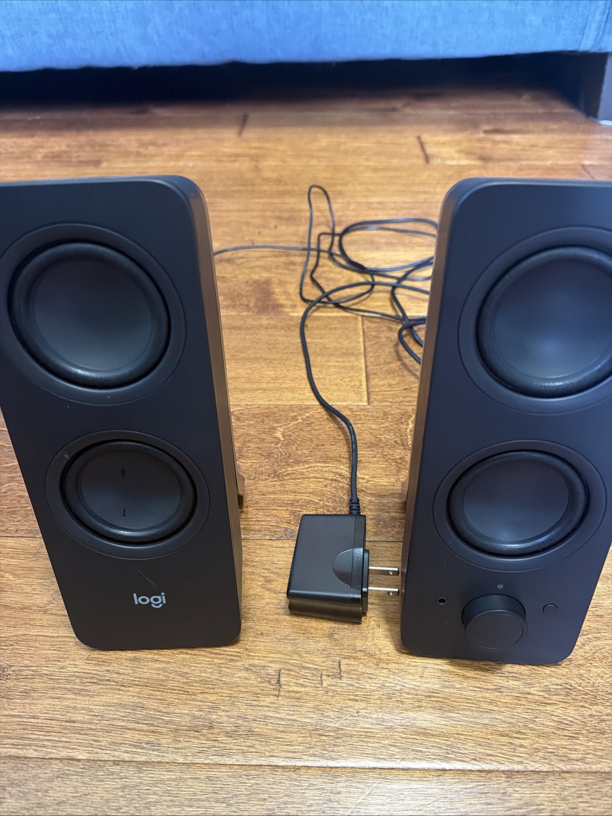 Logitech Computer Speaker With Power Chord