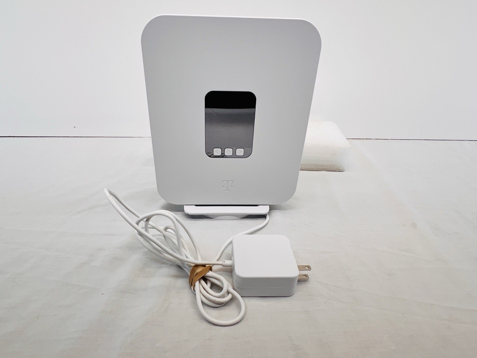 T-Mobile TMO-G4AR 5G Home Internet Gateway Router WiFi 6 w/ Power Adapter