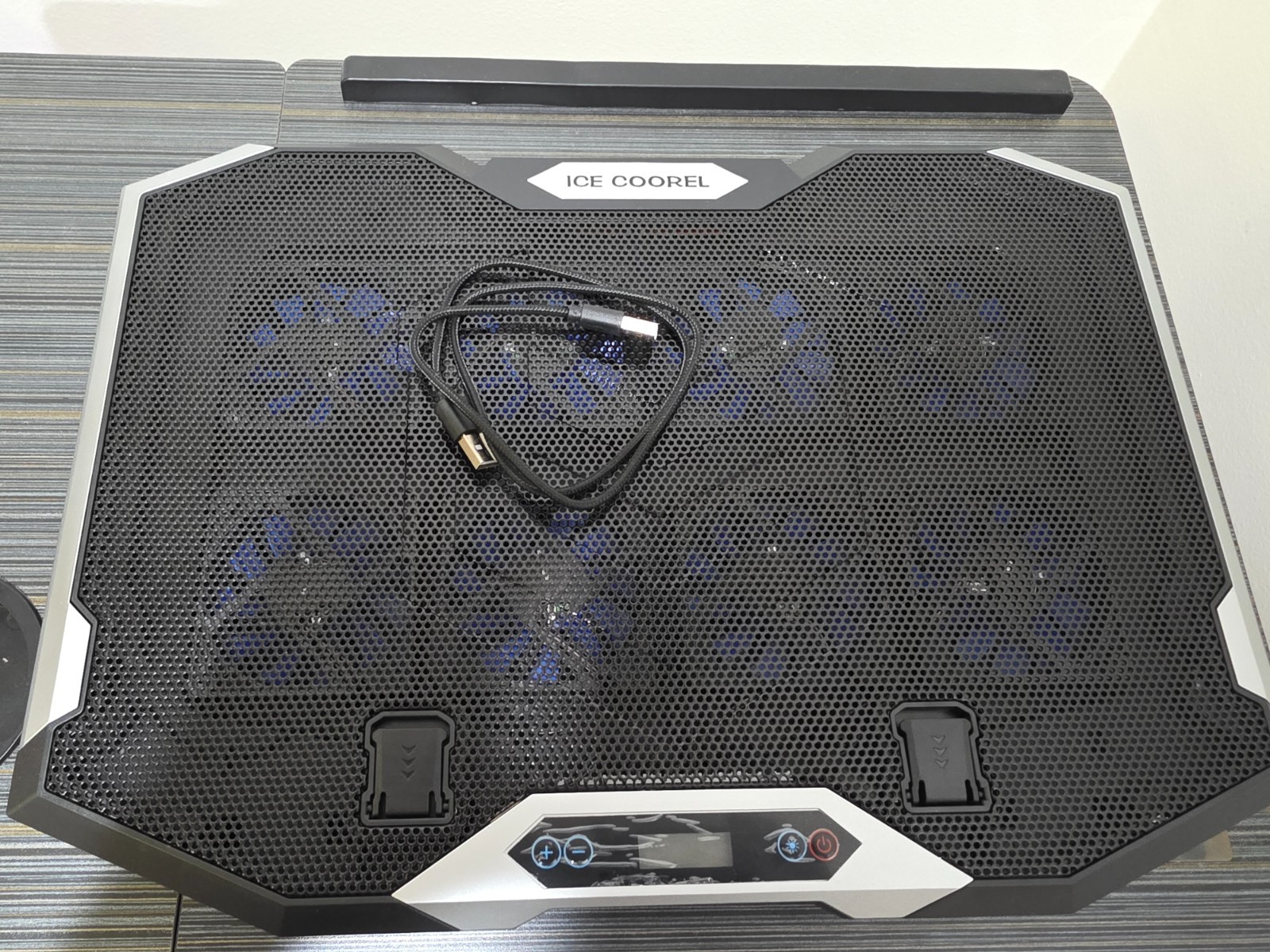 ICE COOREL Gaming Laptop Cooling Pad with 8 Cooling Fans, Laptop Fan Cooler Pad
