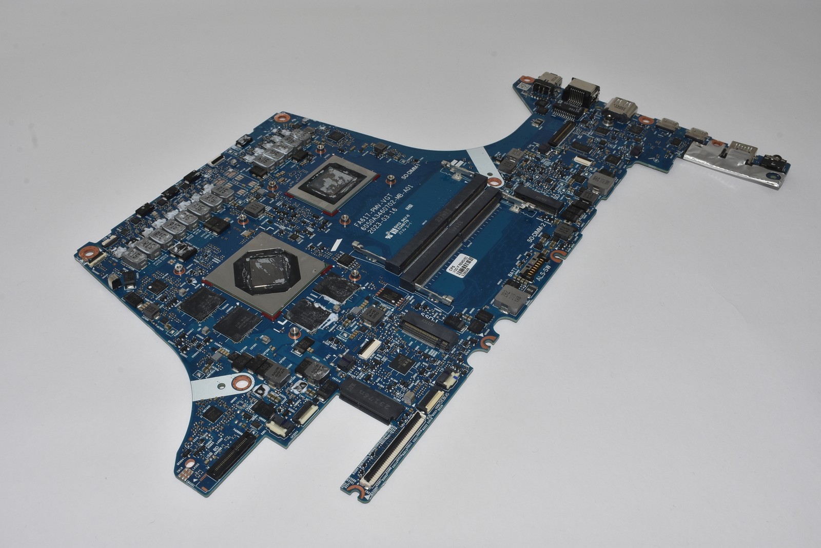90NR0EP0-R00013 Asus AMD Ryzen 7 7735HS RX 7600S Motherboard FA617NS-A16.R77600