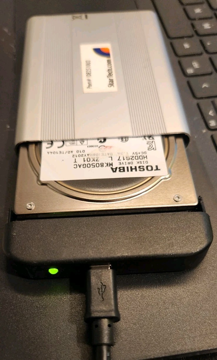 Toshiba Automotive-Grade 80GB Internal 4200RPM 2.5" (MK8050GAC) HDD W/ Case