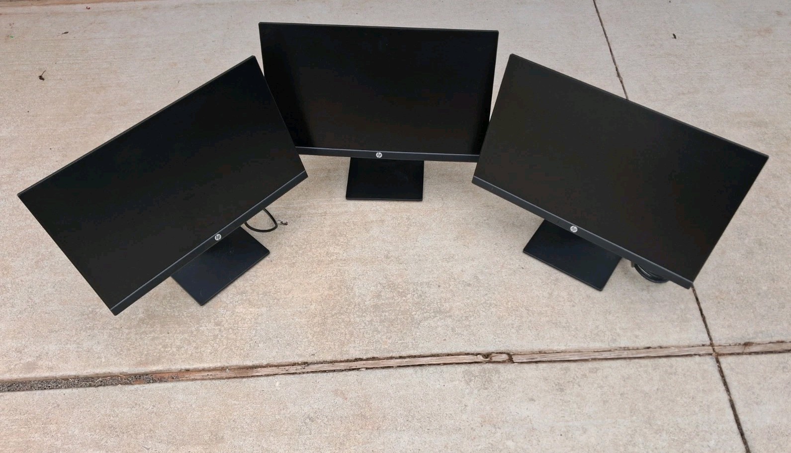 Lot (3) HP P24h G4 23.8" Monitors Work & Look Excellent 