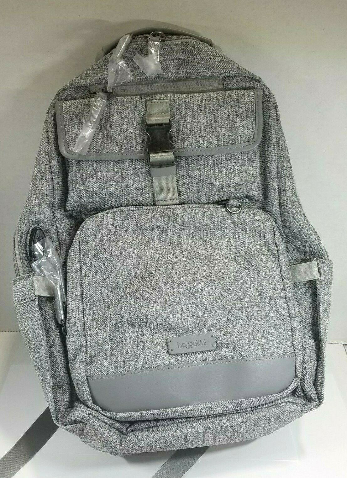 BAGGALLINI Commuter Laptop Backpack LIGHT GREY HERITAGE