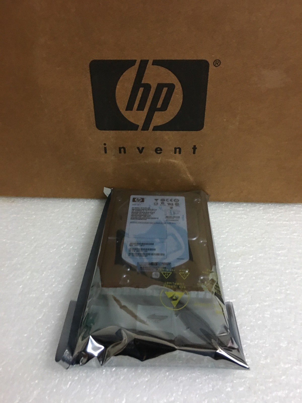 HP BF450DAJZR 495277-005 450GB 15K 3.5" FC EVA hard drive