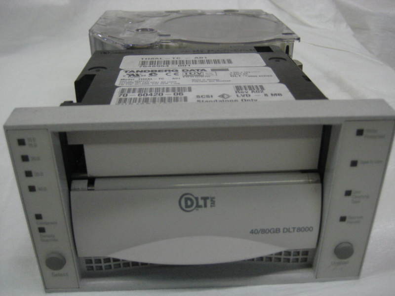 Tandberg DLT8000 Internal TH8AL-TC 70-60420-06 40/80Gb