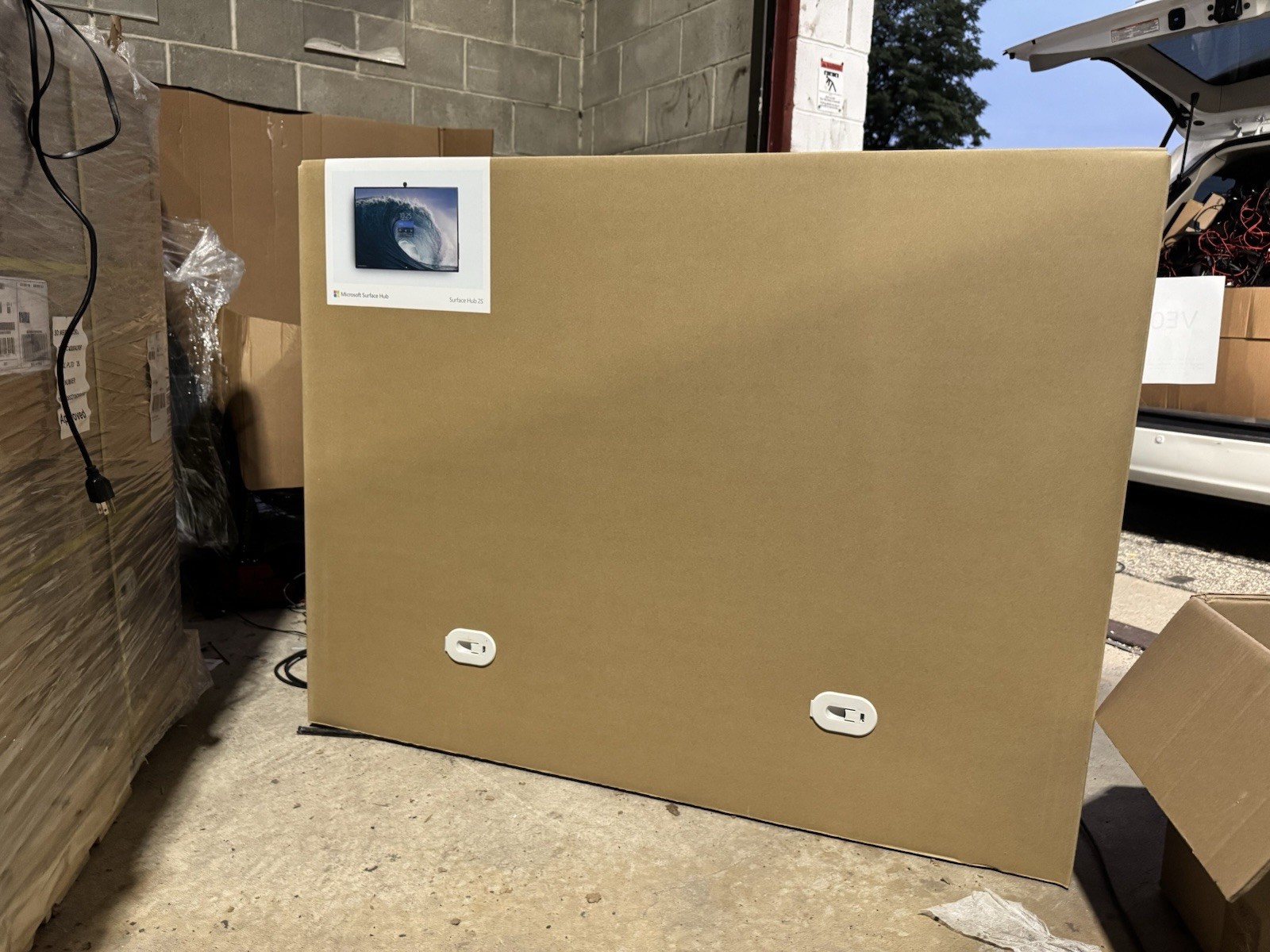 Microsoft Surface Hub 2S NSG-00001 50" All-in-One Computer 8GB 128GB i5-8th