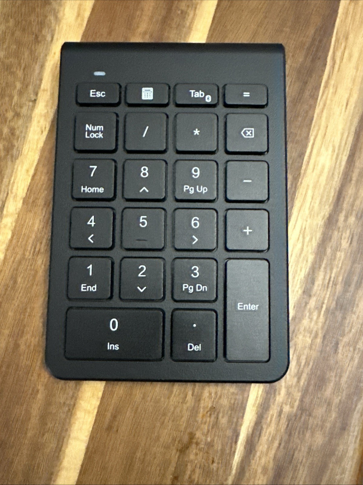 Insignia 22 Key Bluetooth Switch Number Keypad for Windows macOS Ipad android