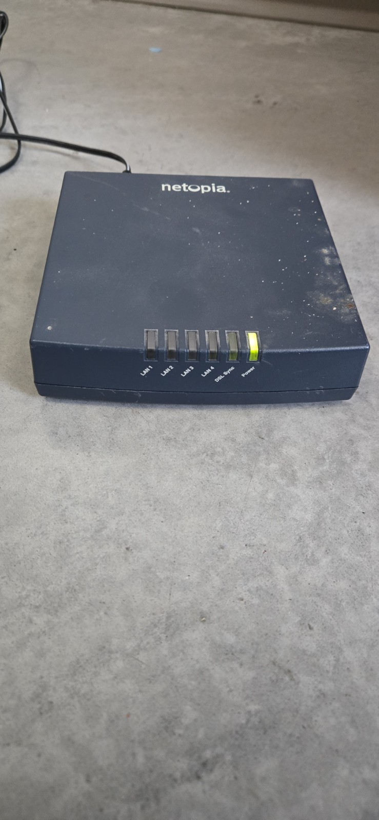 Netopia 3346N-002 Wireless Link Modem with LAN (4) Port Router AC Adapter