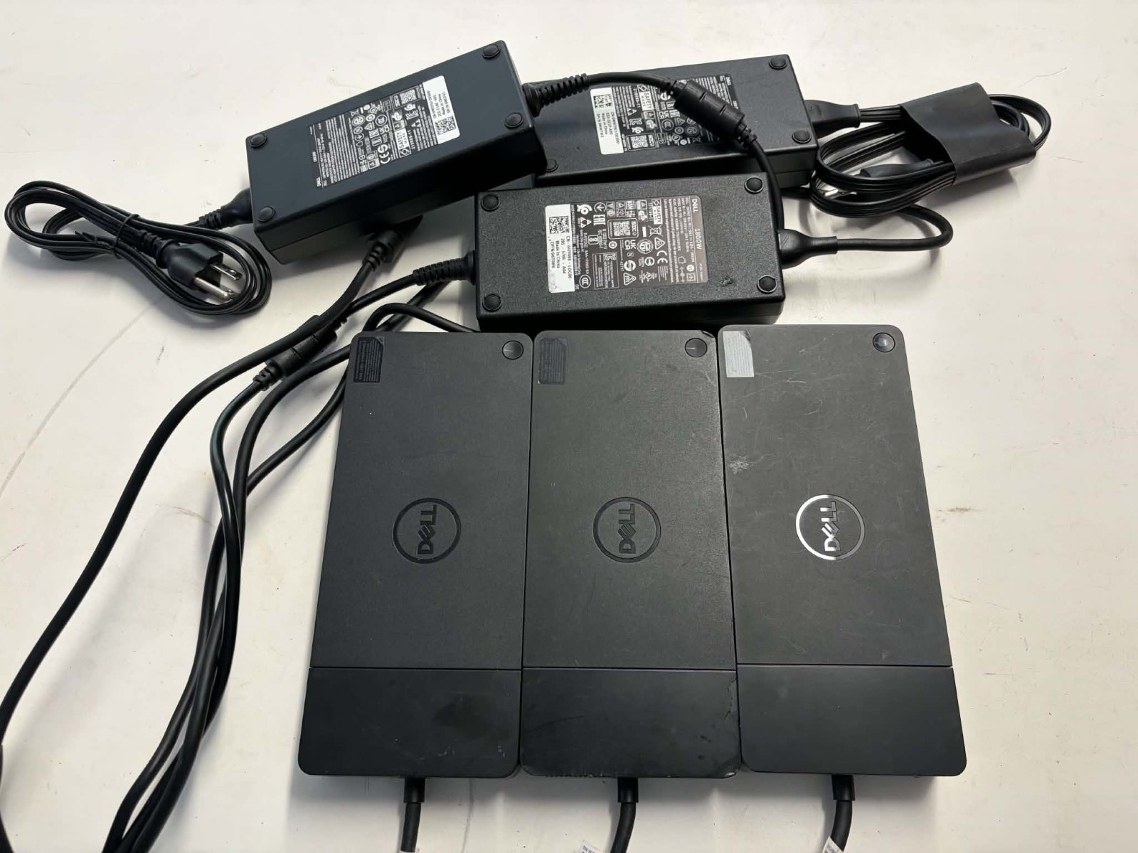 Lot of 3 Dell WD19TB Thunderbolt USB-C Docking Stations w/ 180W AC Adapters