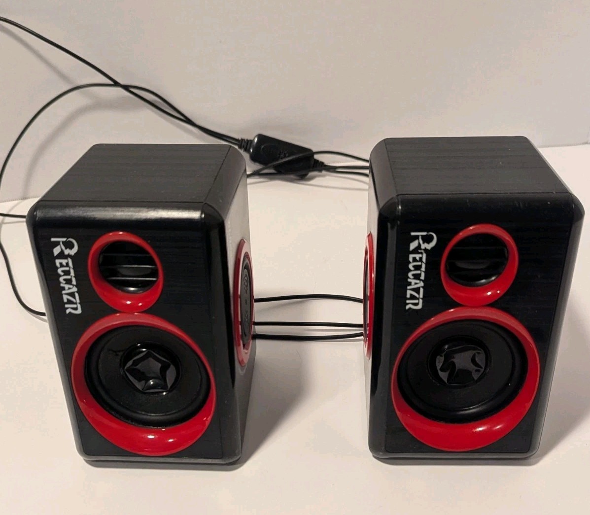 Reccazr SP2040 USB 2.0 Computer Speakers Black Red 3.5mm Aux Used