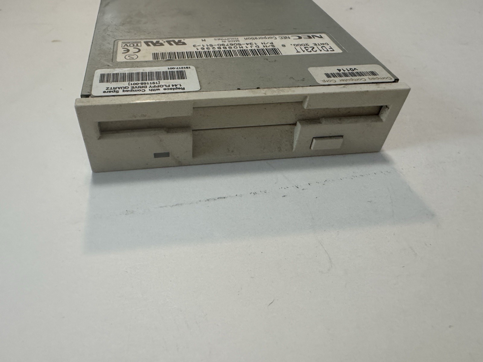 NEC FD1231T 1.44MB 3.5" Floppy Drive w/ Cable Compaq 161697-BB0 Tested Beige