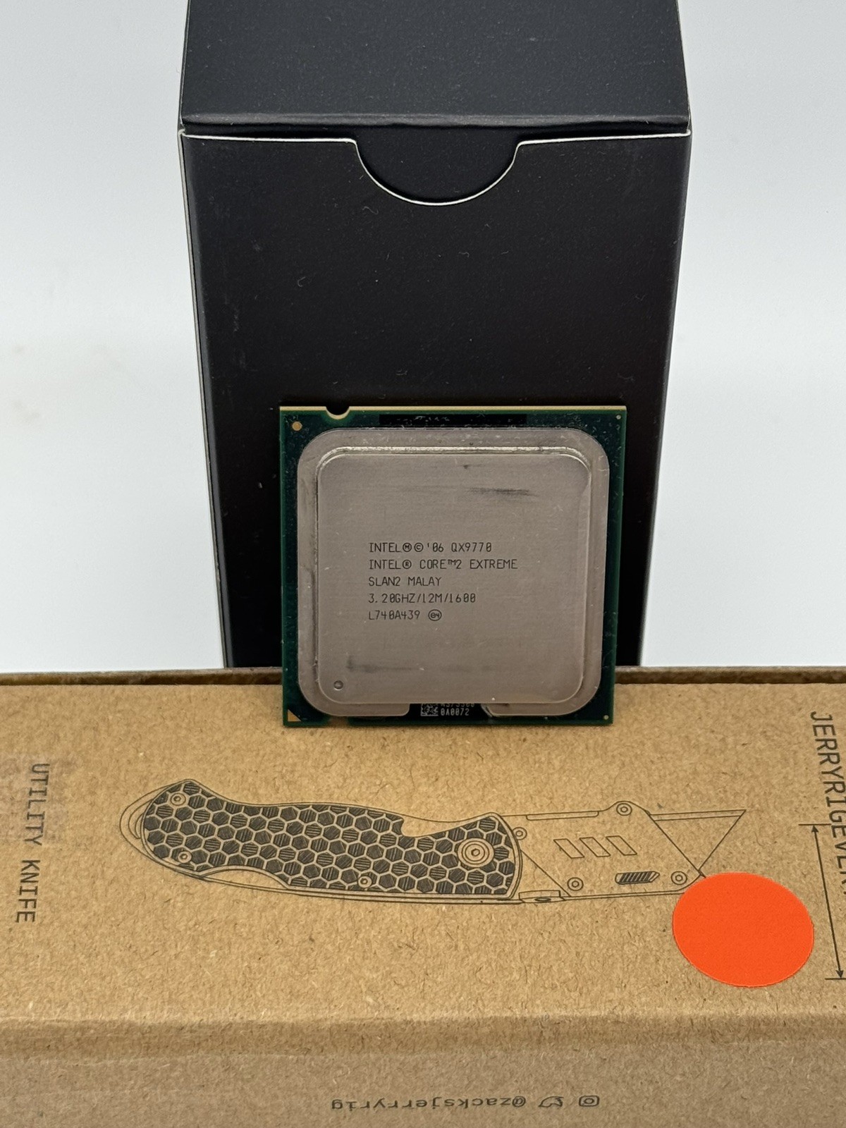 Intel Core 2 Extreme QX9770 SLAN2 3.2 GHz 12M 1600MHz LGA775 Desktop CPU Tested