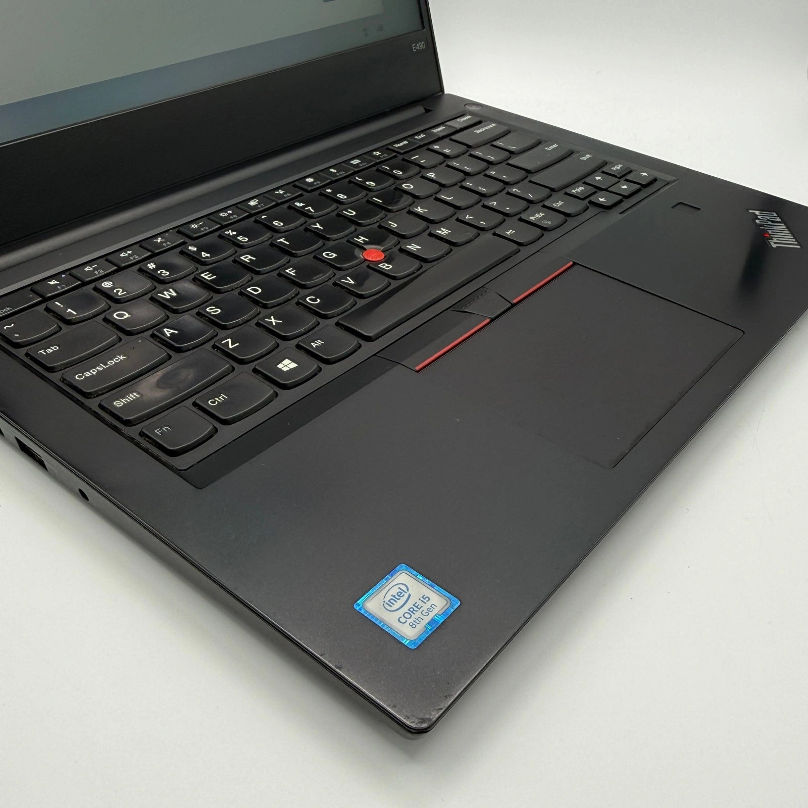 Laptop Lenovo ThinkPad E490 i5-8265U 8GB 250GB Black Fair