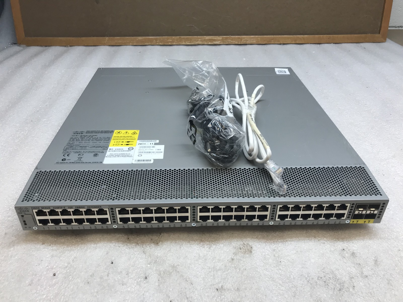 Cisco Nexus 2248TP-E-1GE 48-Port Gigabit Fabric Extender w/ rack ears