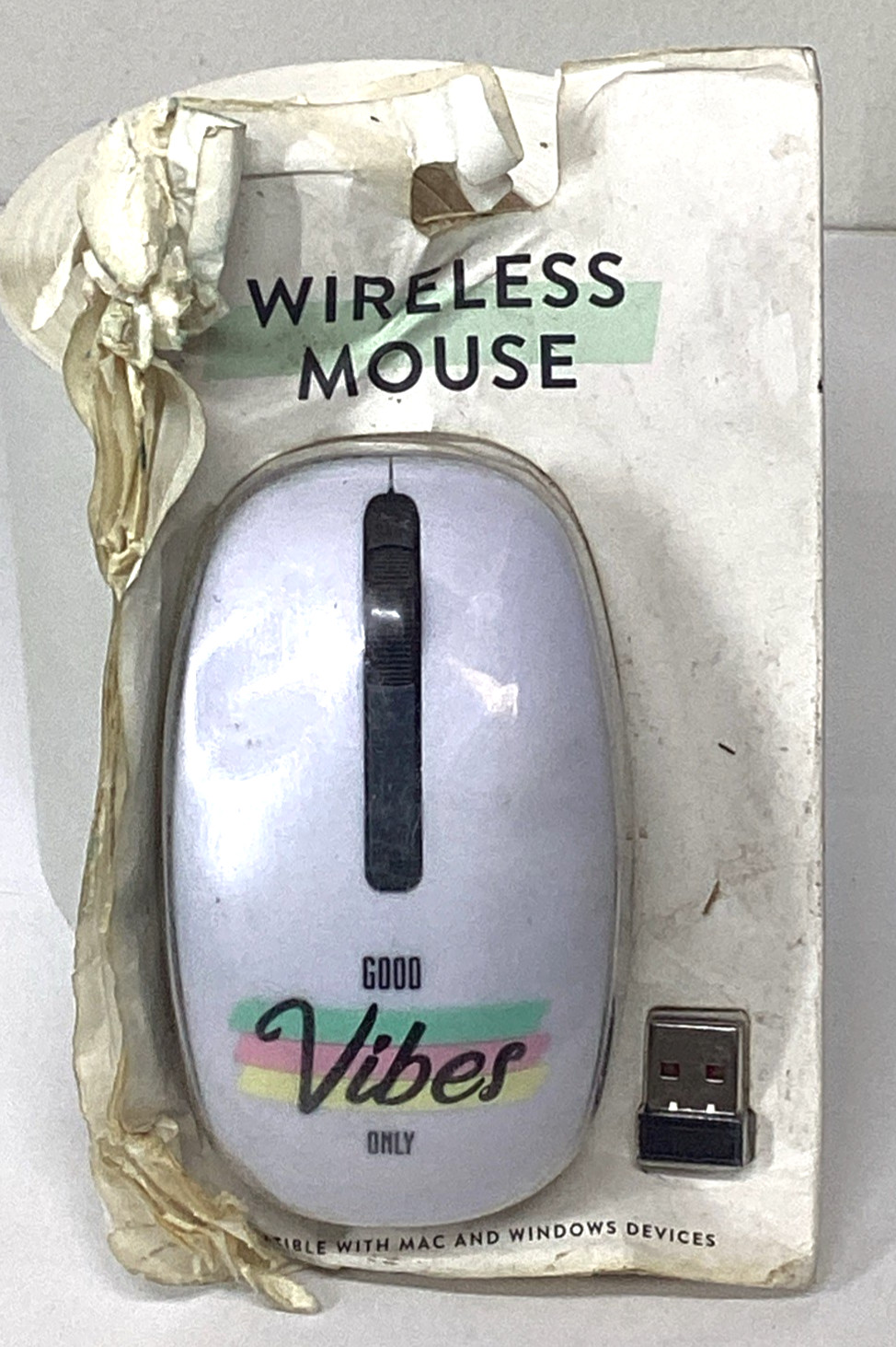 Vivitar Wireless Mouse good vibes Mac and Windows Compact  Distressed Package
