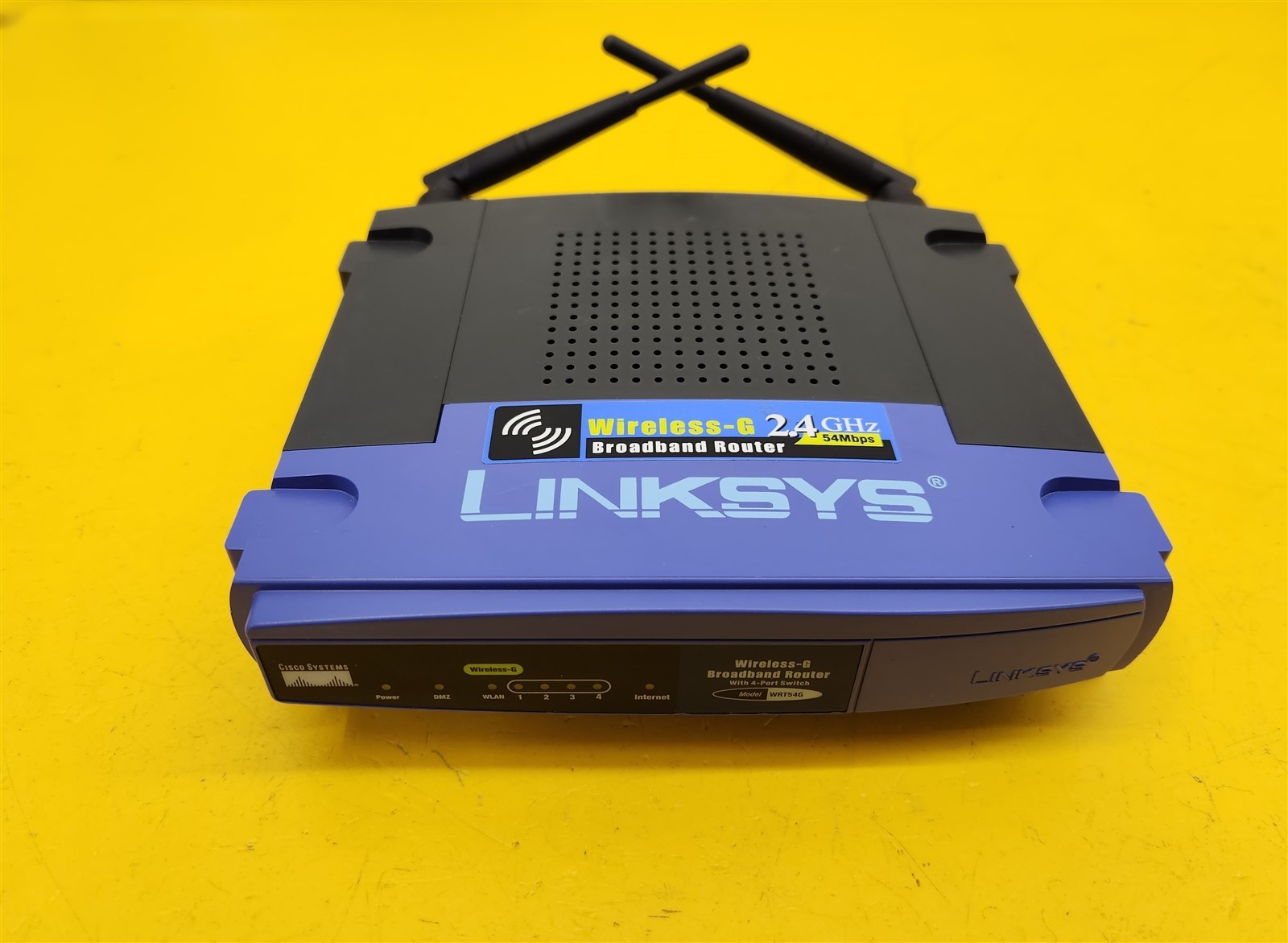 ⭐️⭐️⭐️⭐️⭐️ Linksys WRT54G Version 2 Wireless G Router