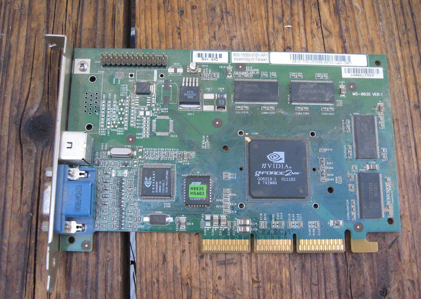 MSI MS-8835 05G998 Nvidia Geforce2 MX 32MB AGP Graphics Card