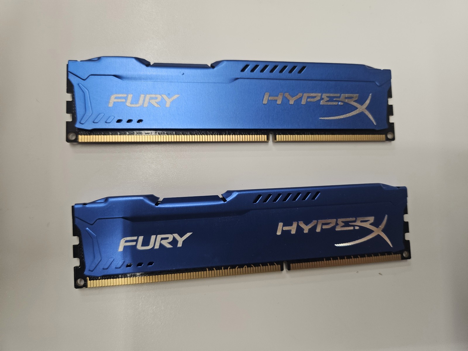 Kingston HyperX Fury 8GB (2x4GB) PC3-12800 1600 MHz DDR3 DIMM Desktop Gaming RAM