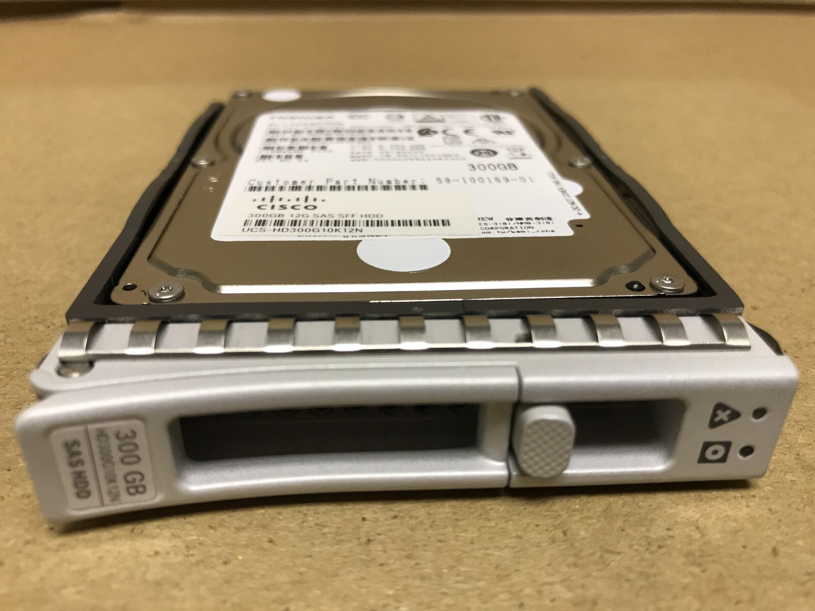 Cisco AL13SXB300N 300GB 2.5" 6Gbs 15K RPM SAS HDD w/Caddy P/N: 58-0138-01