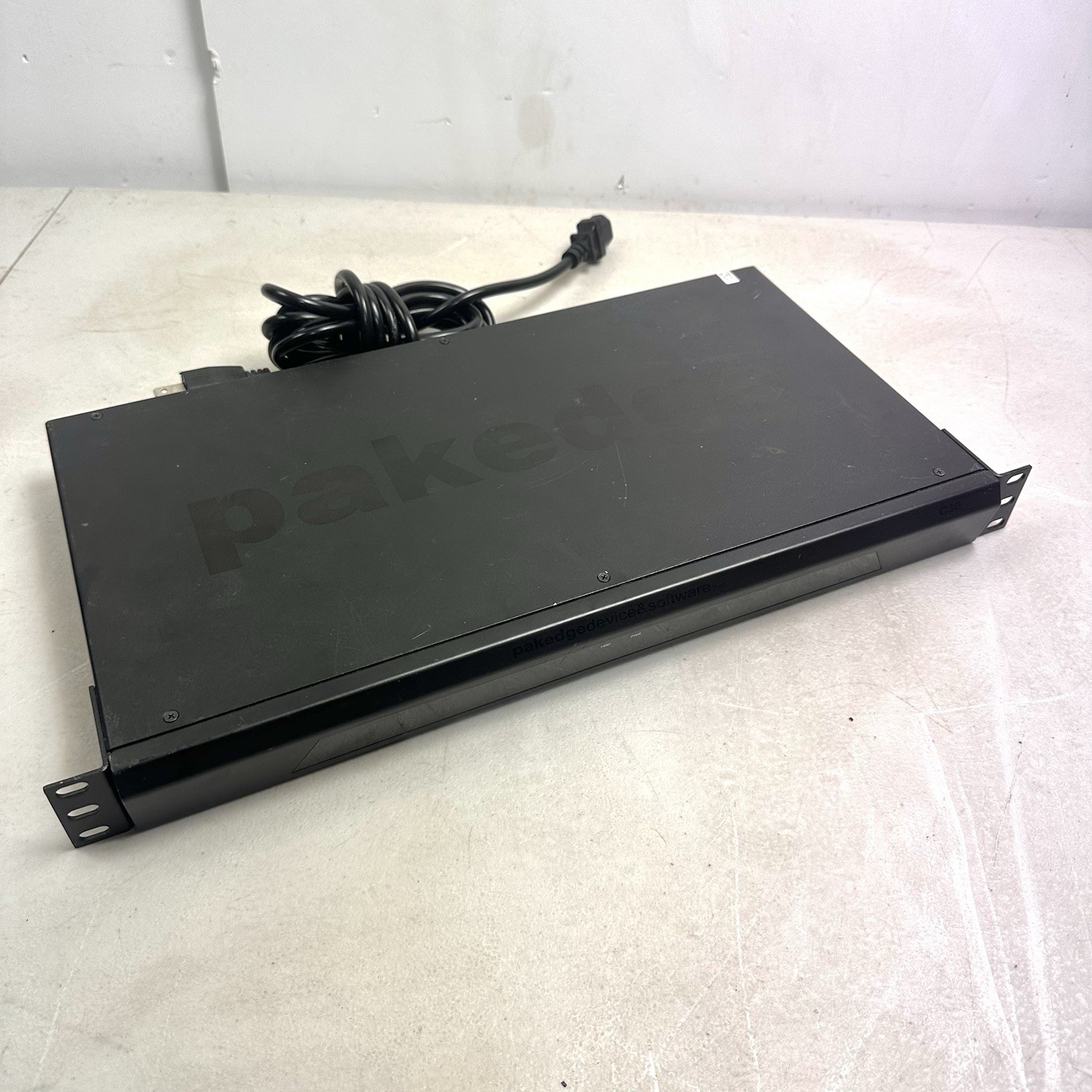 Pakedge Device & Software Inc. C36 Macrocell Controller TESTED WORKS