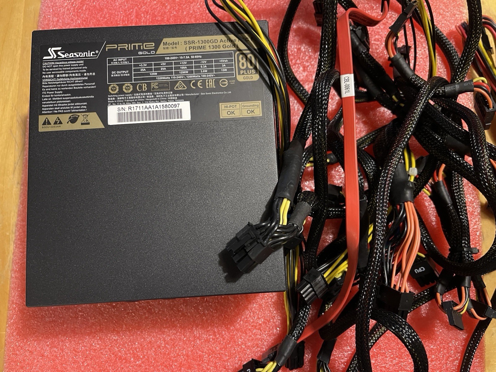 Seasonic PRIME 1300W ATX 80+ Gold SSR-1300GD Full-Modular Power Supply 