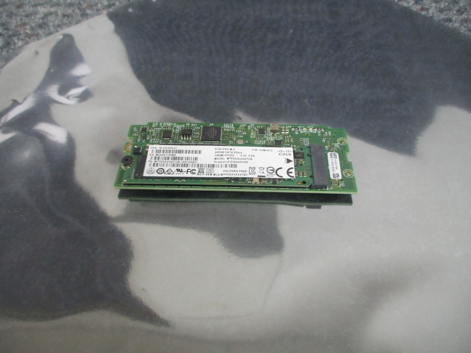 Cisco UCS-M2-HWRAID Boot-Optimized M.2 RAID Storage Controller & UCS-M2-240GB x2