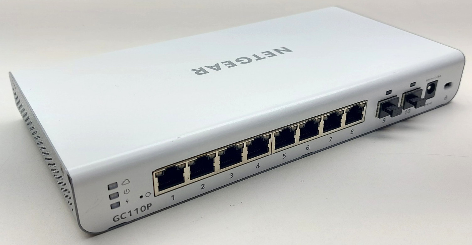 Netgear 8-Port Gigabit PoE App Managed Smart Cloud Switch 2 SFP Port GC110P