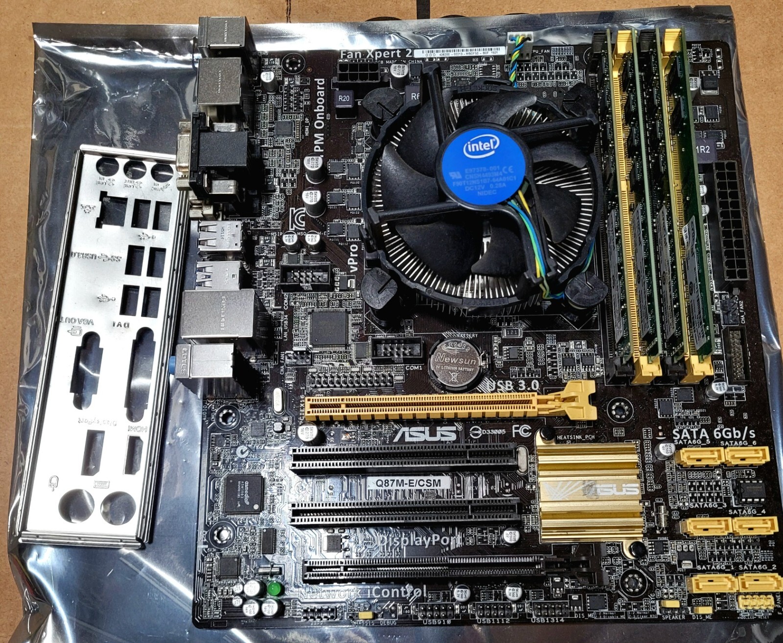 ASUS Q87M-E CSM LGA 1150 i7-4790 3.6 Ghz 32GB DDR3 Micro ATX Desktop Motherboard