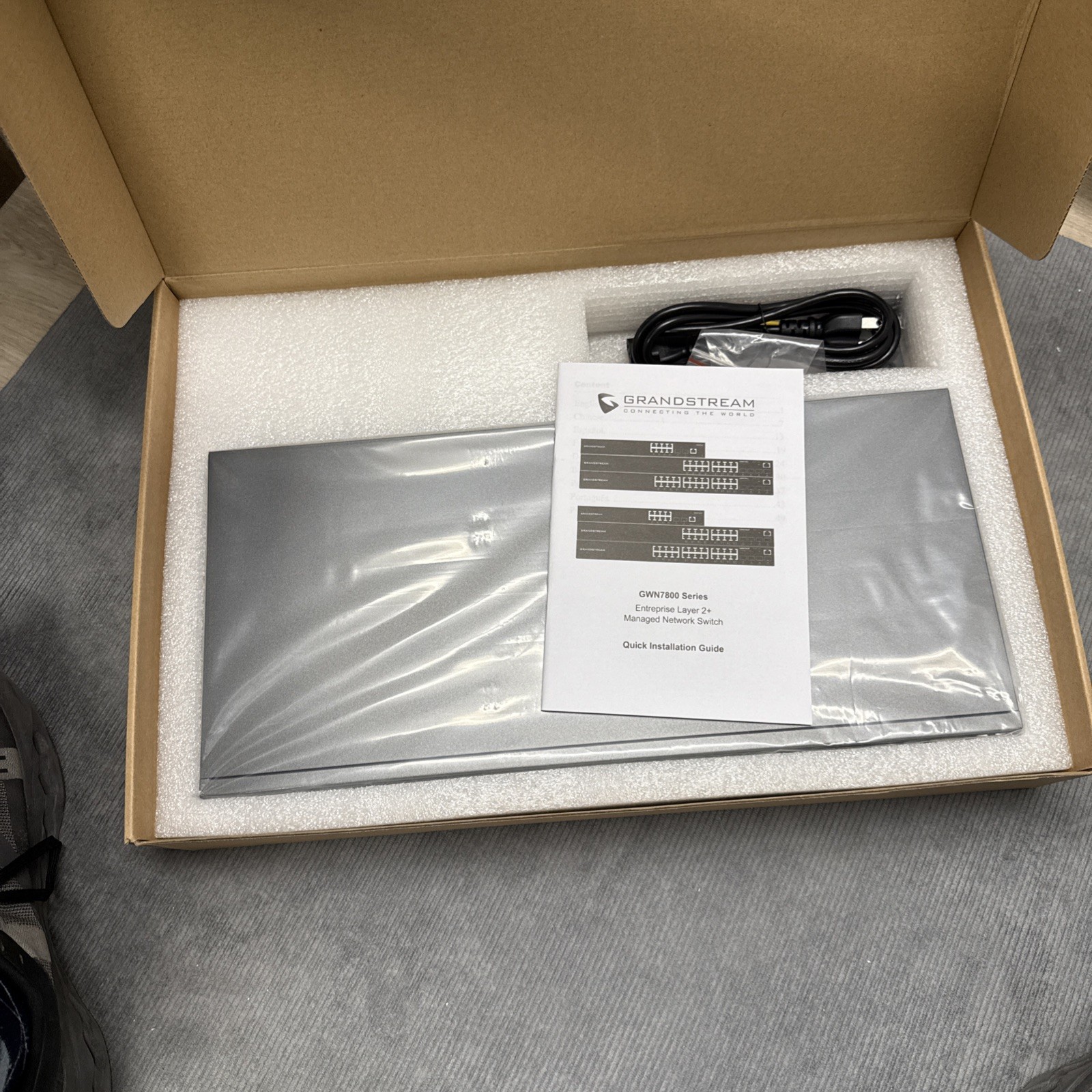 Grandstream Networks GWN7803P Enterprise Layer 2+ Managed Network Switch 24 X...