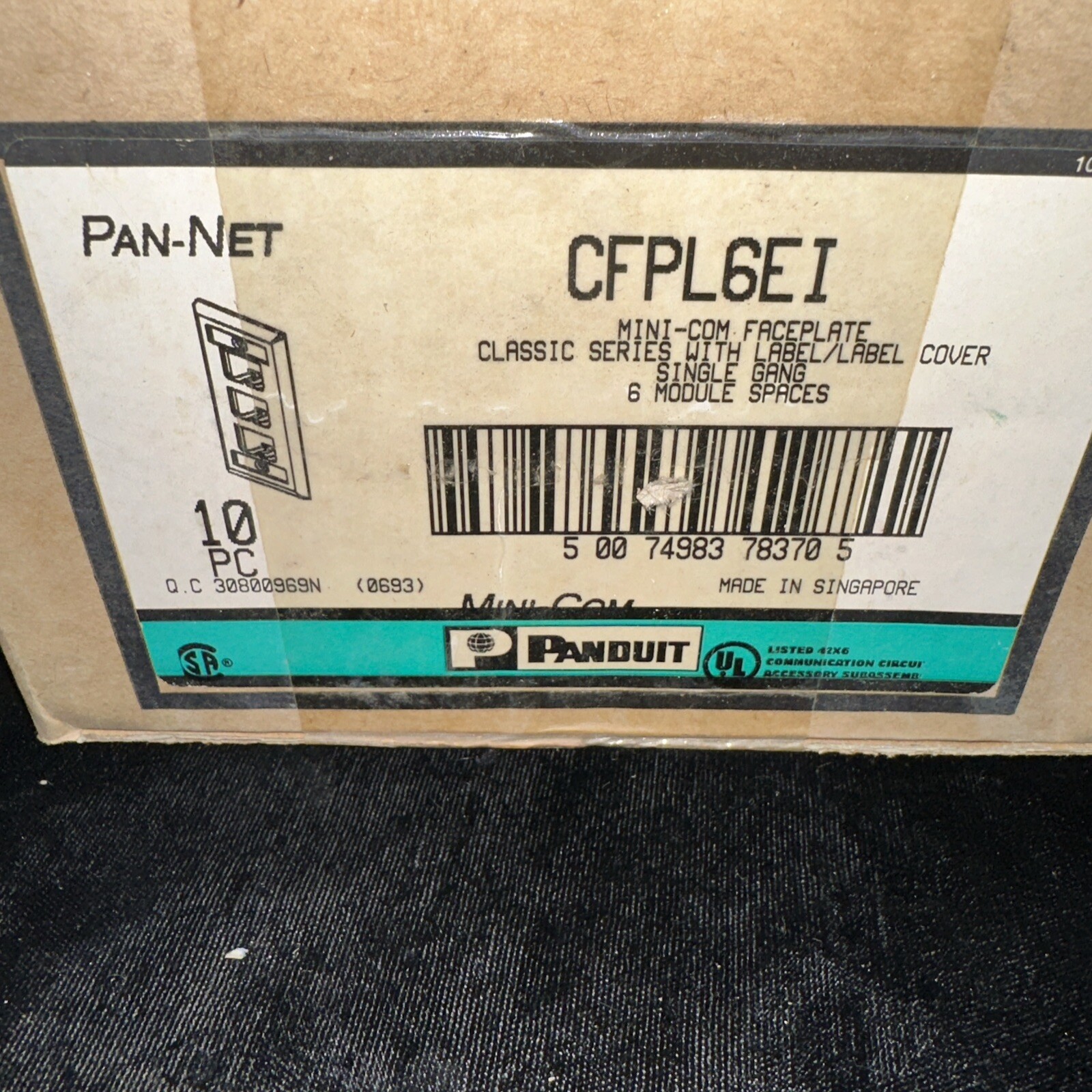 PANDUIT Pan-Net CFPL6EI  Mini-Com Faceplate Classic 6 Port Electric Ivory 10/box
