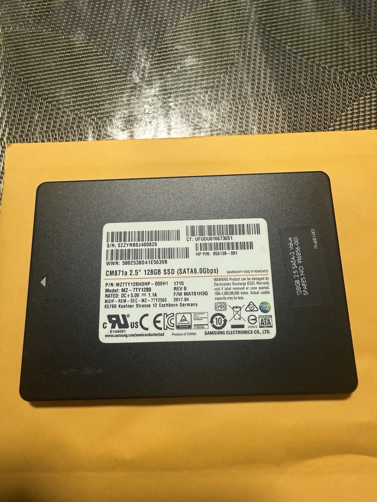 Samsung CM871a MZ-7TY1280 128GB SATA SSD Tested