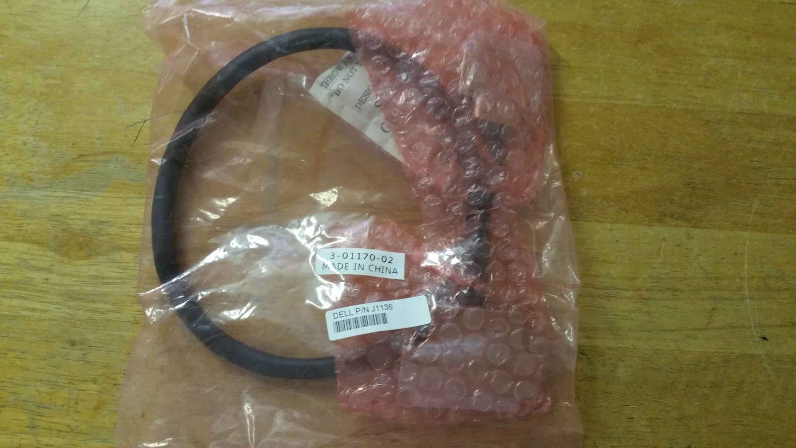New Genuine Dell 3-01170-02 SCSI to VHDCI Interface Cable 68-Pin 2FT P/N: J1136