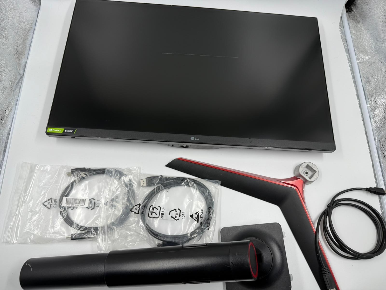 LG 27GL850 27" QHD Nano IPS 144Hz Gaming Monitor Used