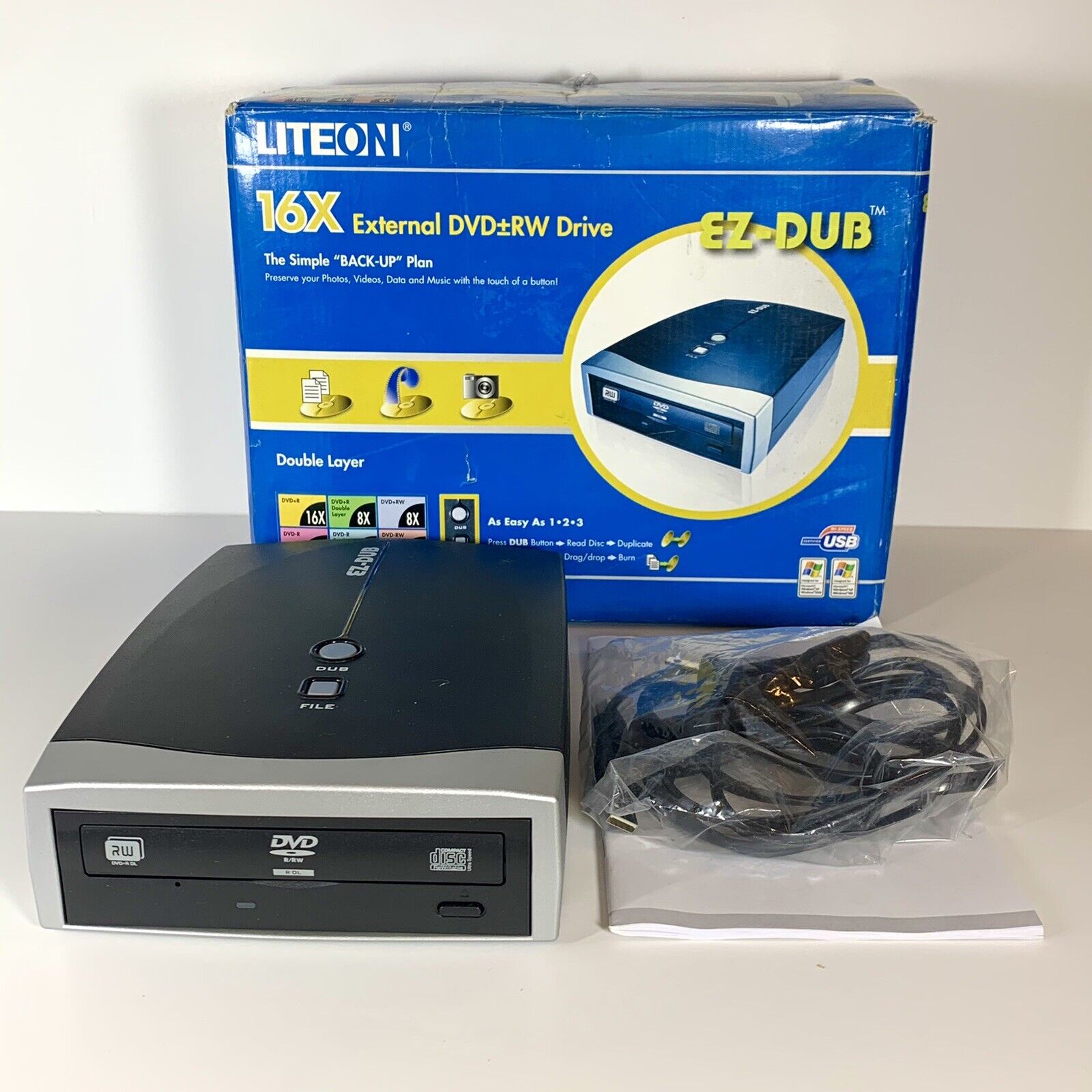 LiteON EZ-DUB External DVD+RW Drive SHW-160P6SU06C 2.B3