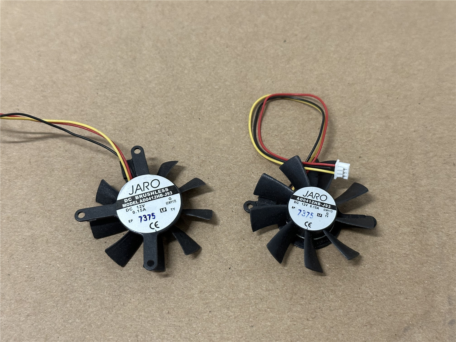 1pcs Cooling Fan AD0412HB-J93 DC12V 0.15A 3PIN New