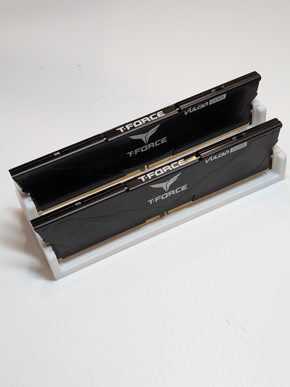 TEAMGROUP T-Force Vulcan 16GB 2x8GB DDR5 5200 CL40 XMP EXPO