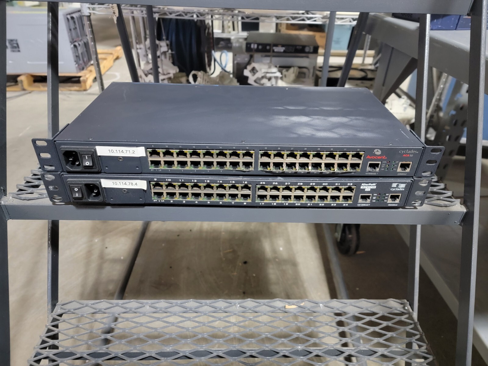 Avocent ACS 32 32-Port Advanced Console Serial RS232 Server ACS32