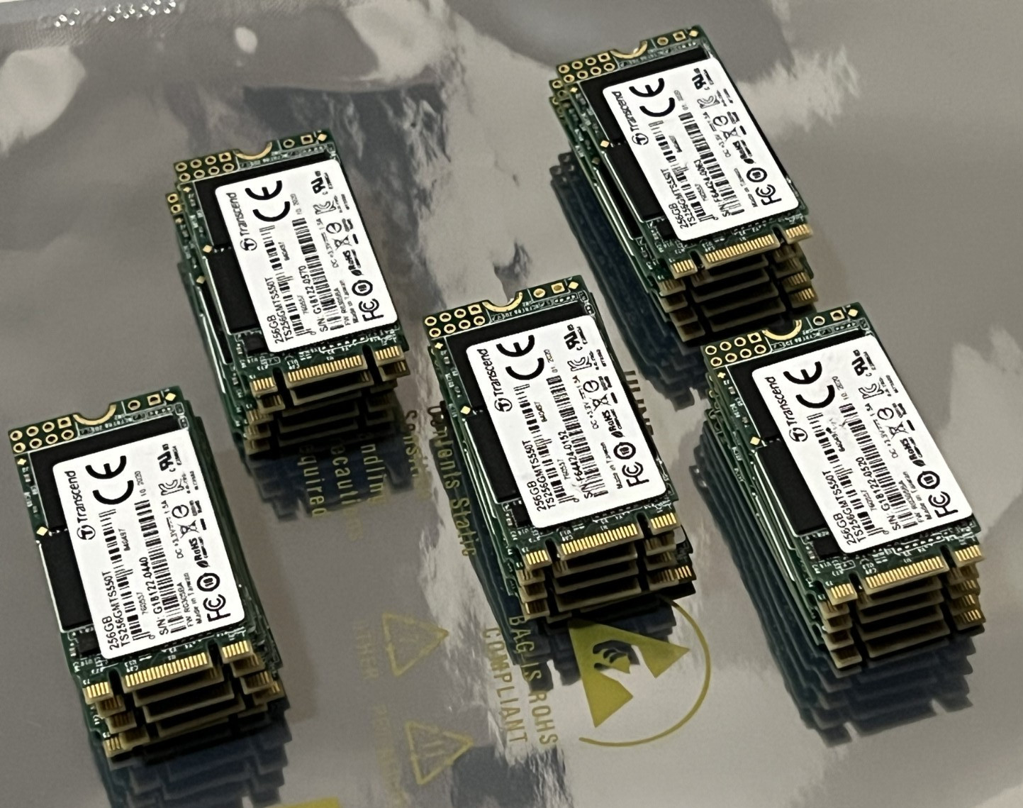 Lot of 25 Transcend | M.2 2242 | 256GB | SATA III SSD Drives-TS256GMTS550T ✔