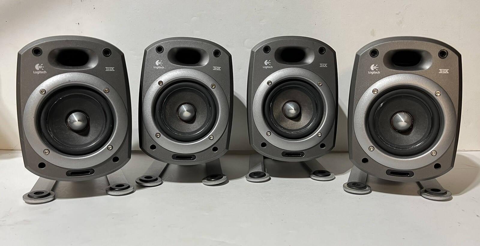 4 Logitech Z-680 5.1 THX Speakers Z680 Speaker Computer Multimedia Home Theater