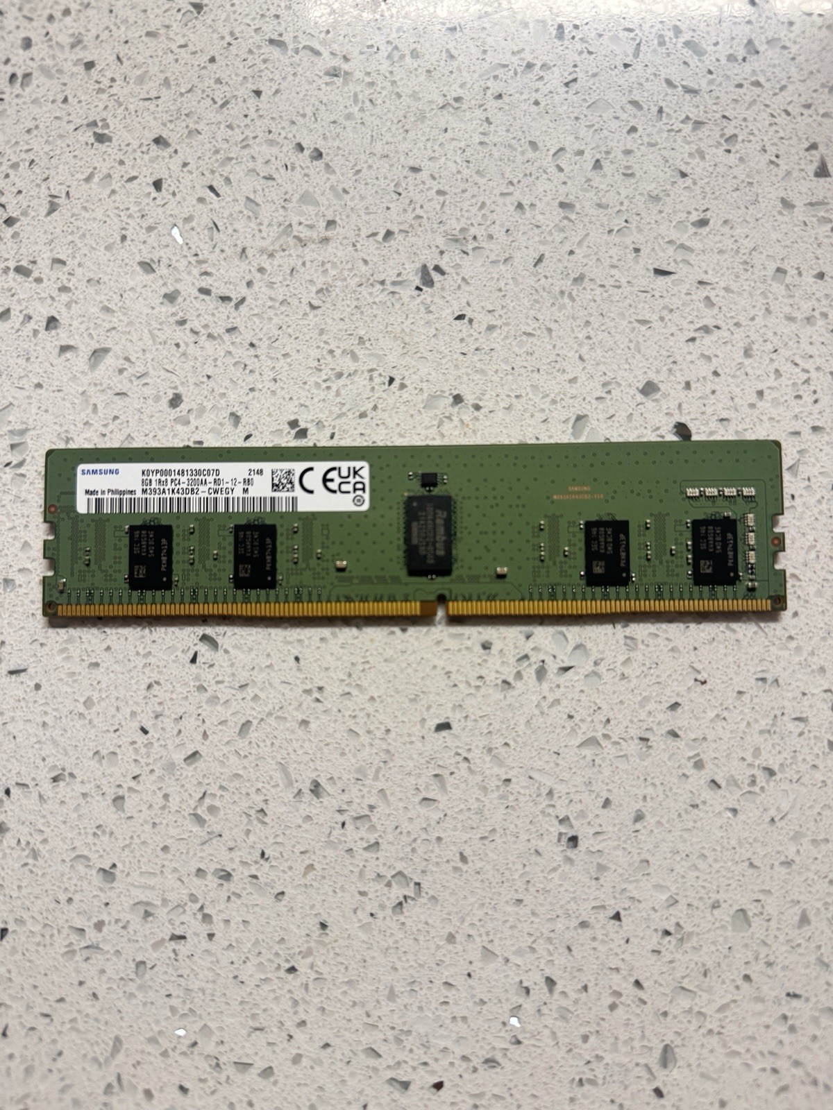 Samsung M393A1K43DB2-CWE 8GB 1Rx8 PC4-3200AA DDR4 RDIMM SERVER RAM MEMORY