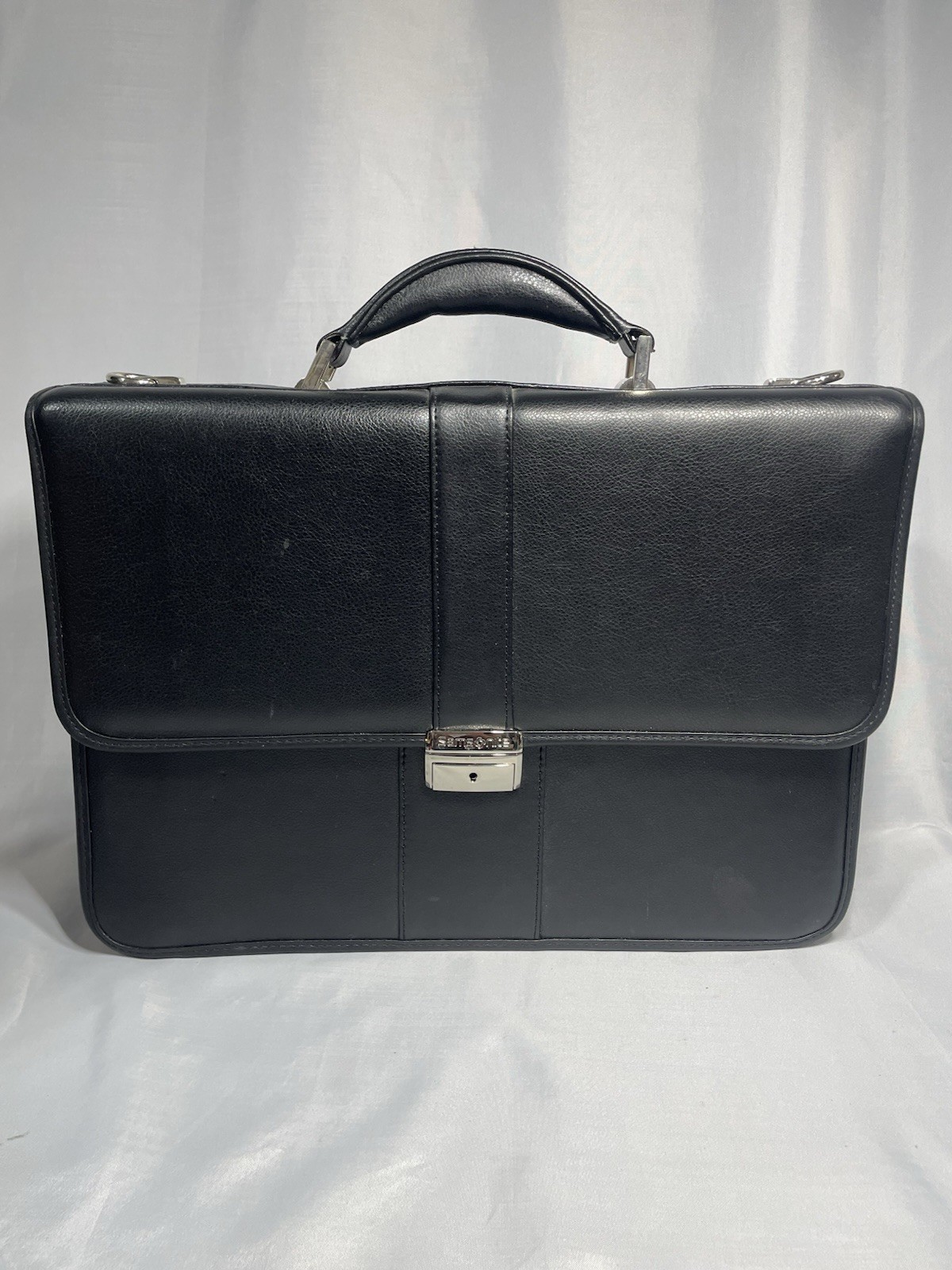 Samsonite Classic Leather Toploader Laptop Black Briefcase Bag w/Shoulder Strap
