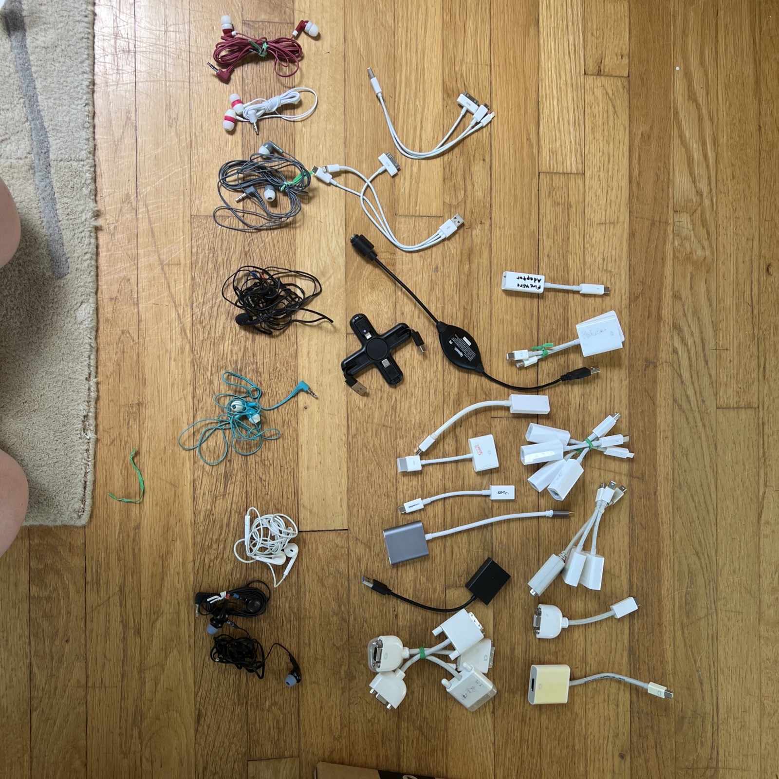 Assorted Cables WHOLESALE - SATA, Apple, PC, USB, Firewire… ($2.50/wire)