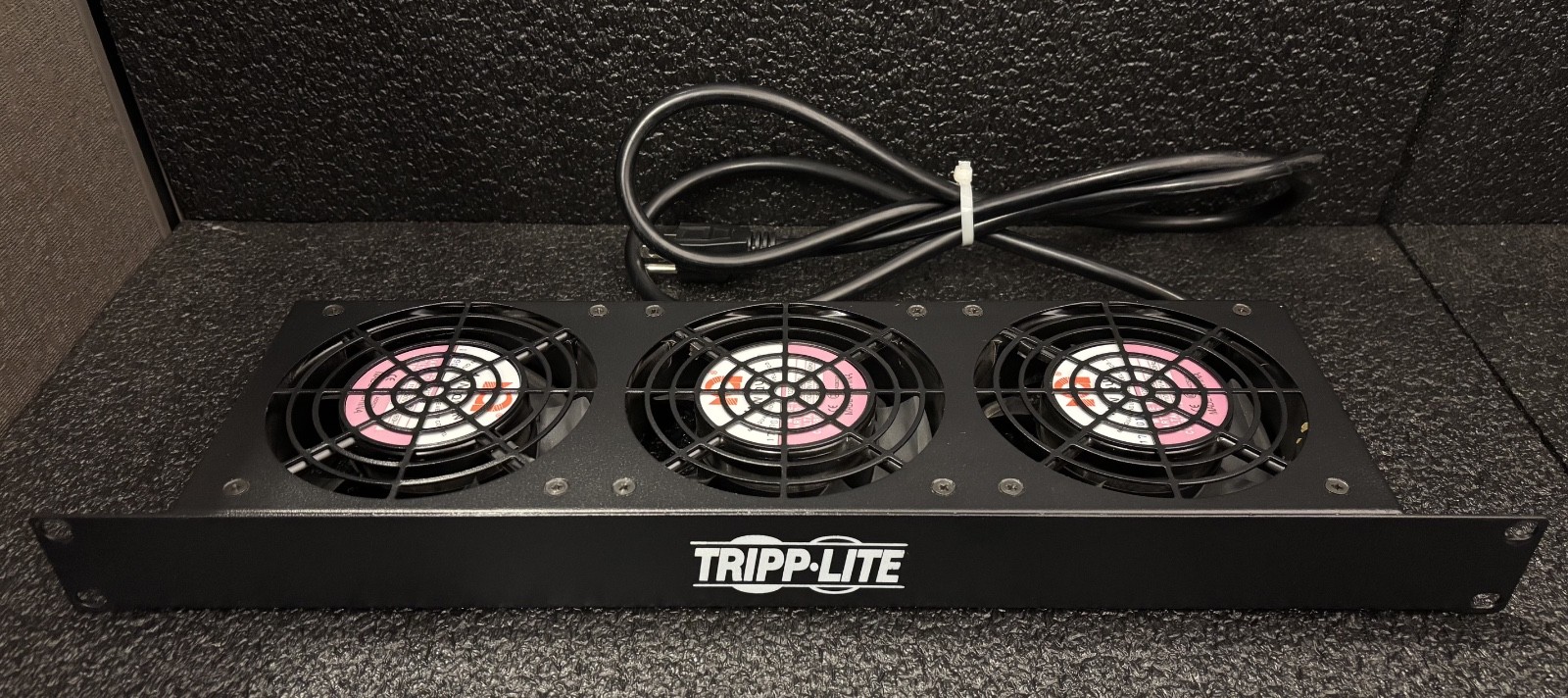 Tripp Lite SRFAN1U SmartRack Fan Tray with 3 High-Performance Fans