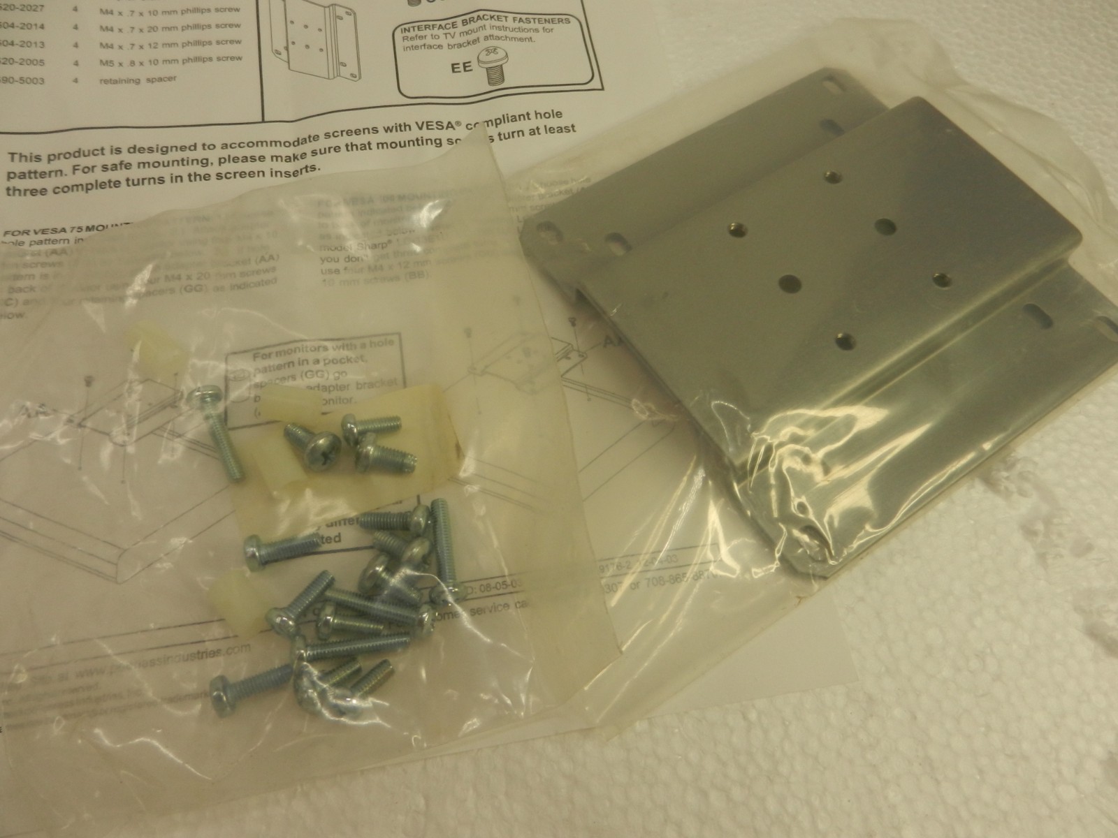 Peerless LC-100 Adapter Plate for VESA LC 100 - new /sealed with screws