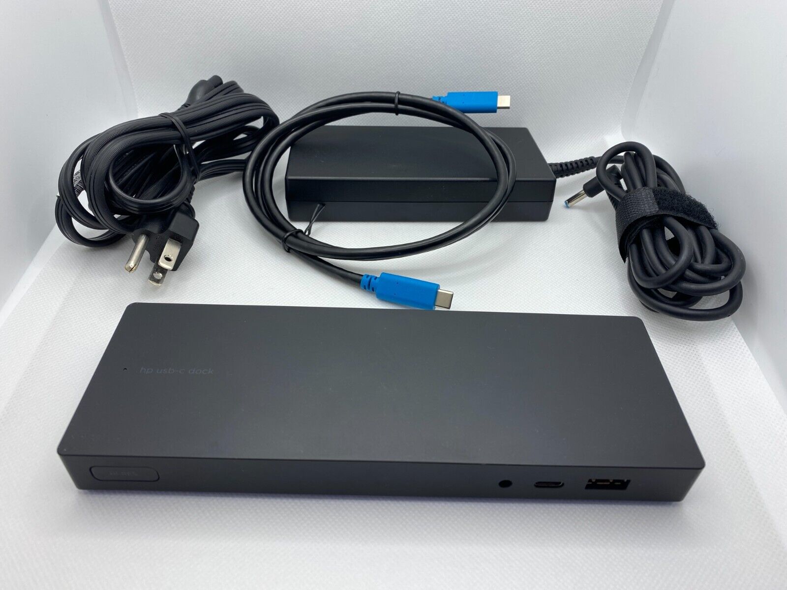 HP Elite USB-C Dock G4 / HSTNH-U601 Docking Station w/ Power Supply & Cable VGC