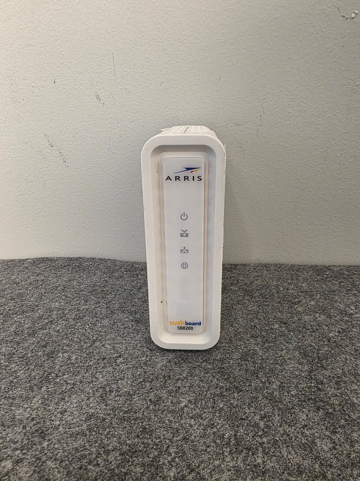 ARRIS SURFboard SB8200 DOCSIS 3.1 Cable Modem Used Modem Only No Power Supply