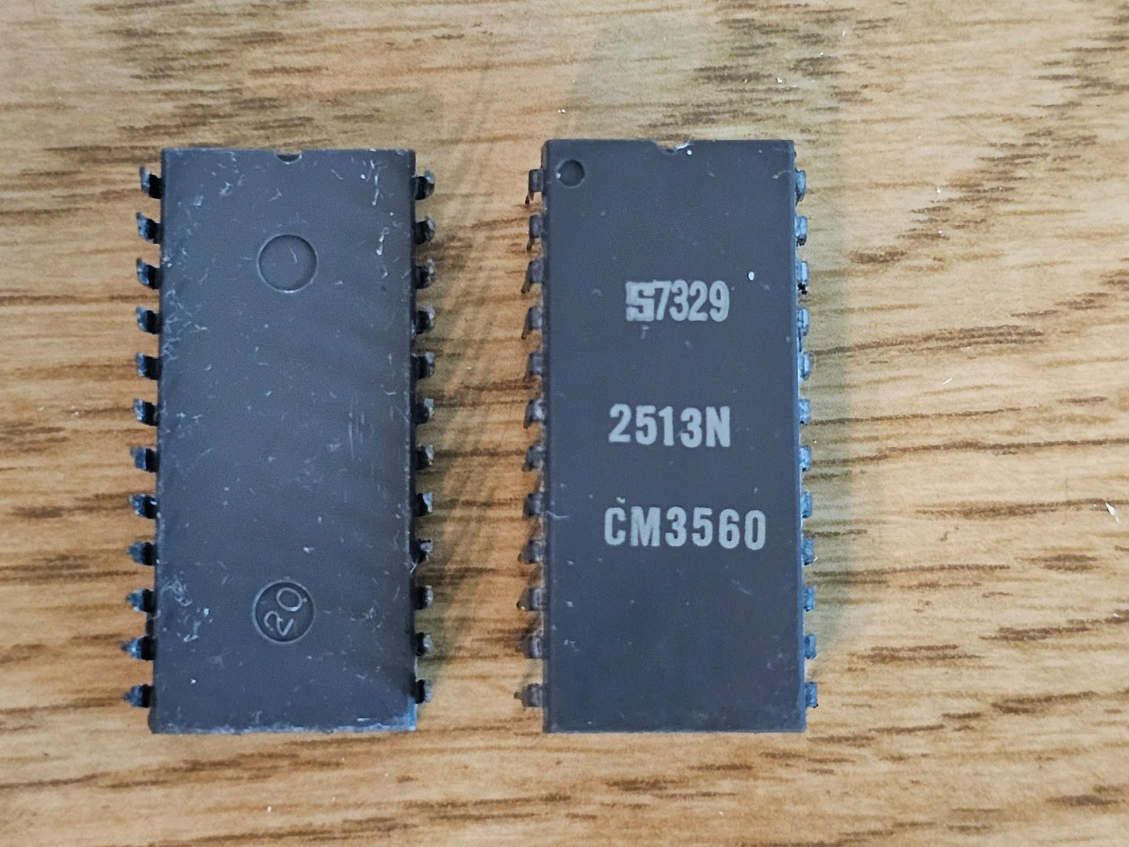 VINTAGE IC RARE EARLY SIGNETICS CM3560 2513n Character Generator ROM NOS 1973