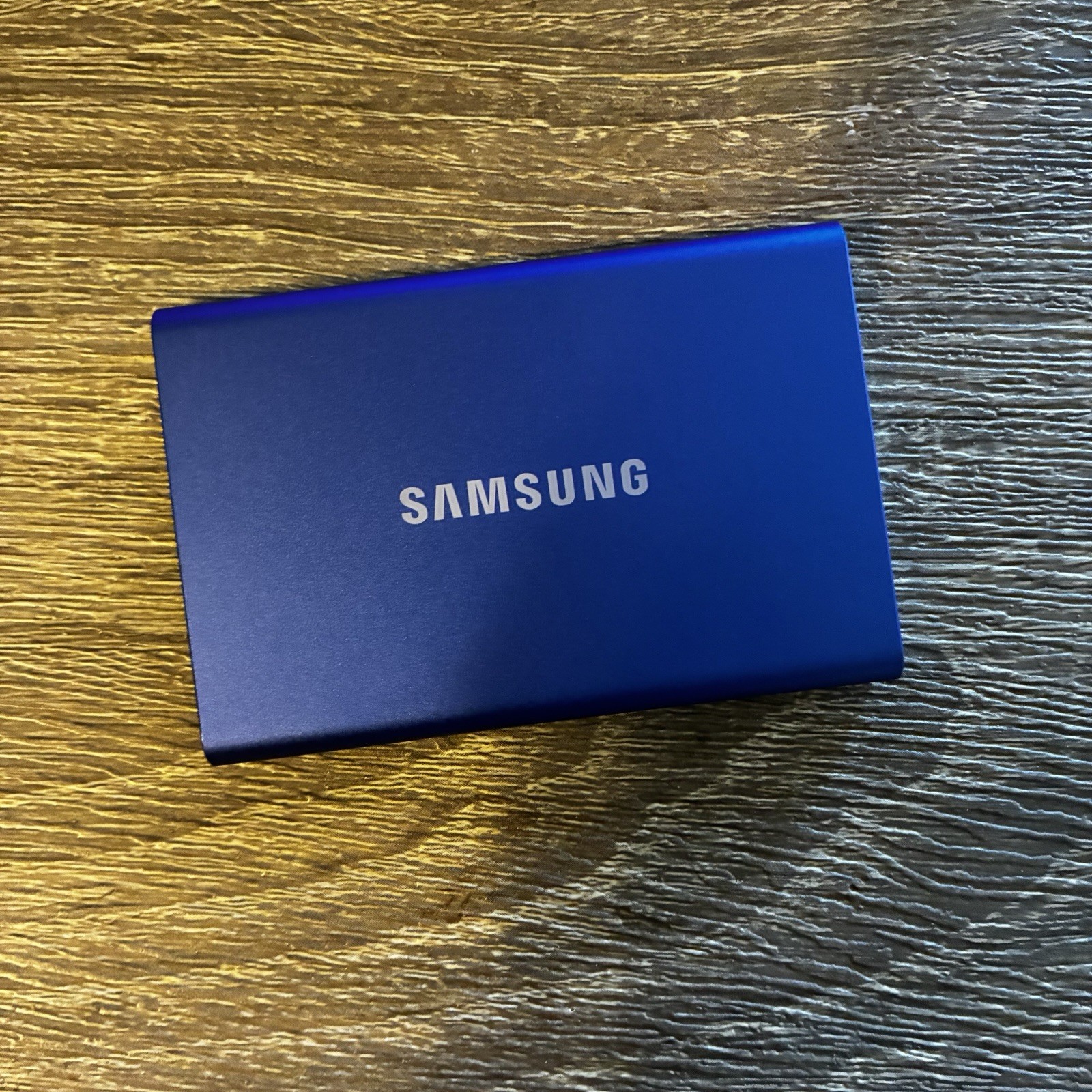 SAMSUNG T7 Portable 1TB SSD - Blue